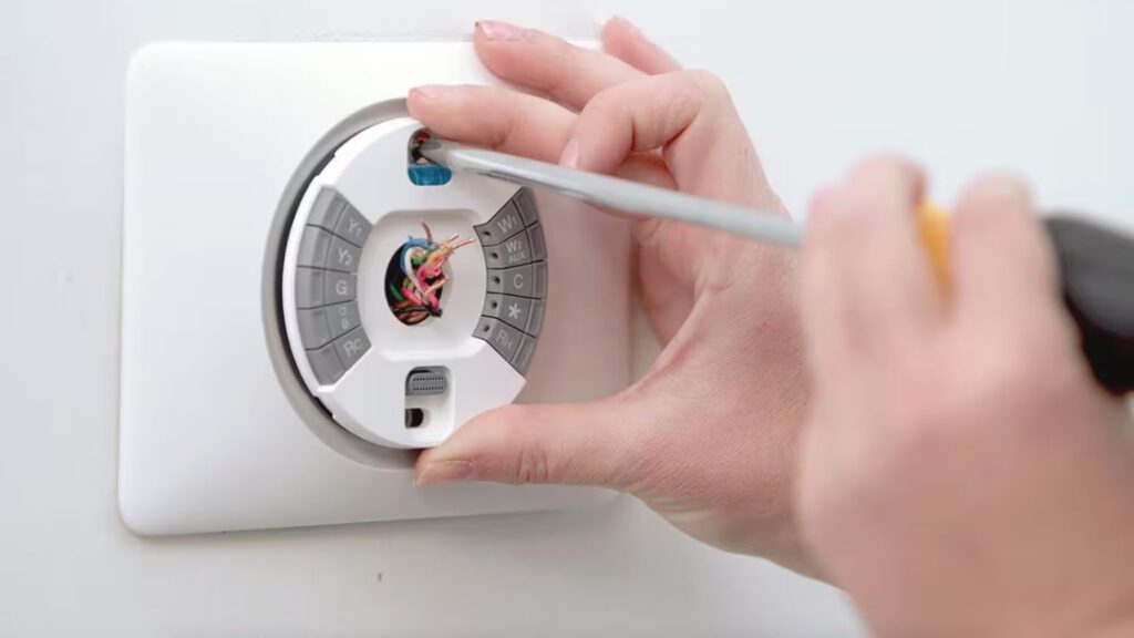 Honeywell Thermostat Wiring: 8 Fatal Mistakes to Avoid 2-dubai-uae Tools and materials you'll need
